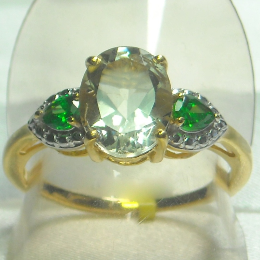NWT Natural Green Amethyst & Sim Emerald Ring